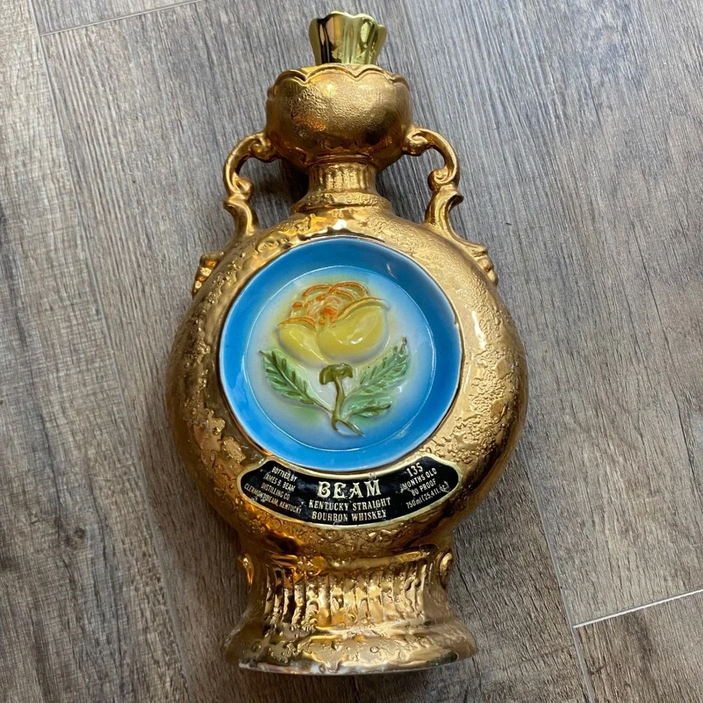 Vintage Jim Beam 24kt Gold Plated Whiskey Decanter Blue Rose Medallion